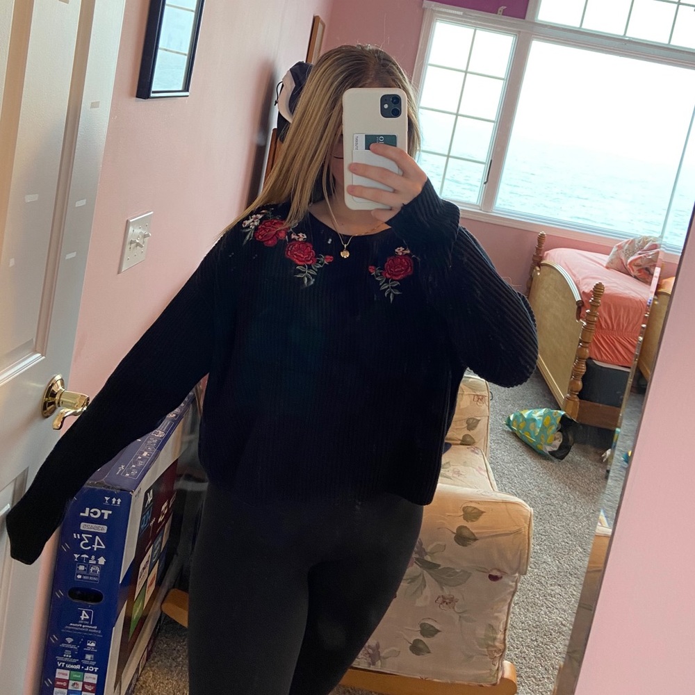 Pacsun Sweater